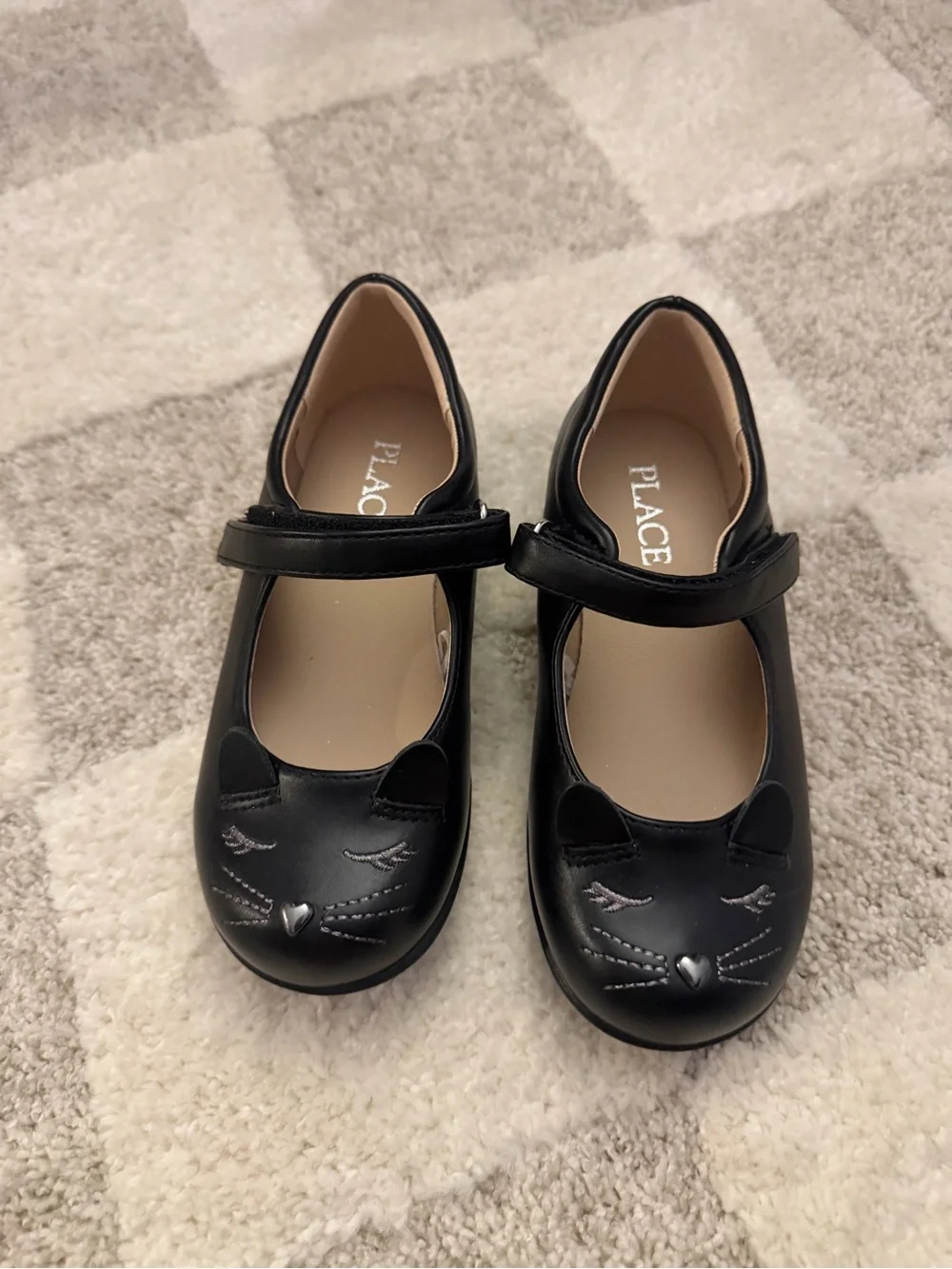 NWOT 🖤 Girls Embroidered Cat Mary Jane Shoes